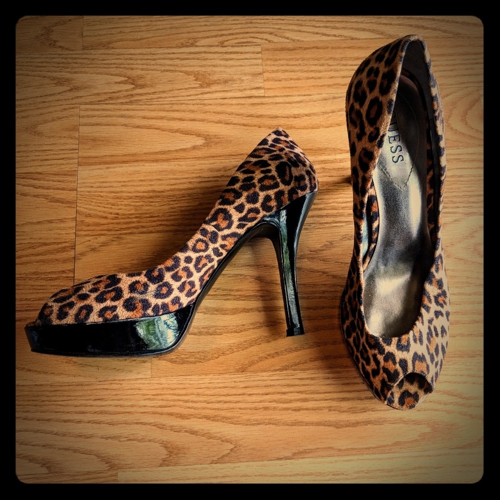 Guess leopard print heels
